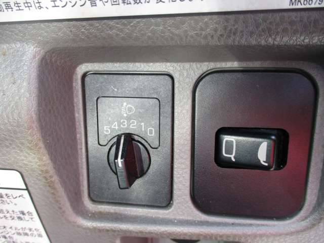 日産アトラスダブルキャブ（Wキャブ）小型（2t・3t）[写真14]