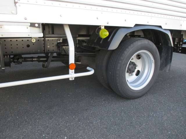 日野デュトロアルミバン小型（2t・3t）[写真10]