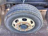 UDトラックスクオンセルフローダー大型（10t）[写真11]