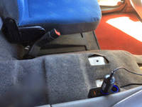 UDトラックスクオンセルフローダー大型（10t）[写真23]