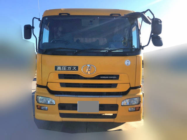 UDトラックスクオンセルフローダー大型（10t）[写真05]