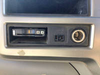 UDトラックスコンドルアルミブロック中型（4t）[写真23]