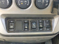 UDトラックスコンドルアルミブロック中型（4t）[写真24]