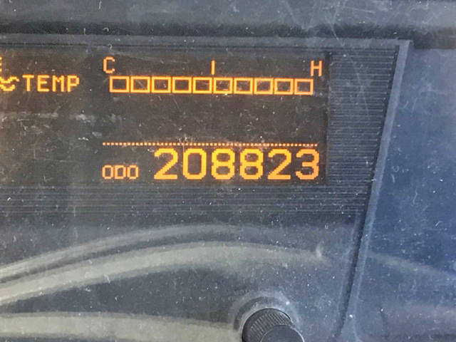 UDトラックスコンドルアルミブロック中型（4t）[写真27]