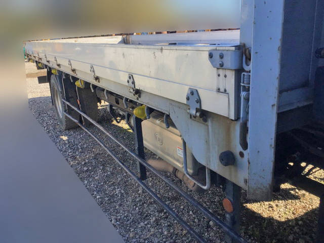 UDトラックスコンドルアルミブロック中型（4t）[写真04]