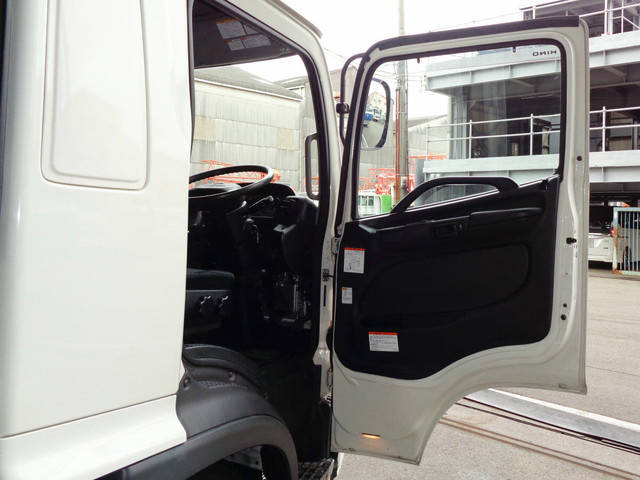 日野レンジャーアルミウイング中型（4t）[写真29]