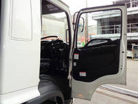 日野レンジャーアルミウイング中型（4t）[写真29]