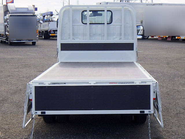 日野デュトロ平ボディ小型（2t・3t）[写真10]