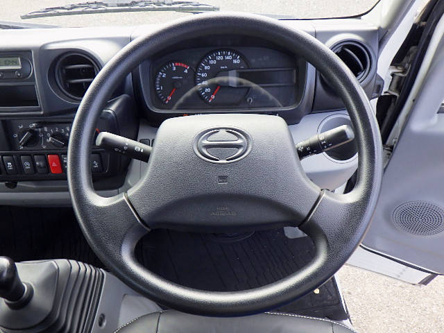 日野デュトロ平ボディ小型（2t・3t）[写真19]