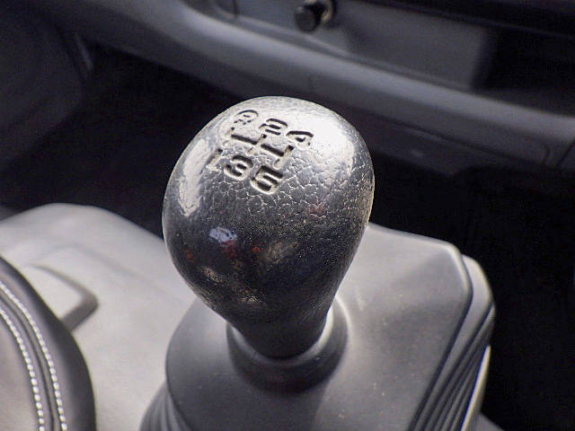 日野デュトロ平ボディ小型（2t・3t）[写真23]