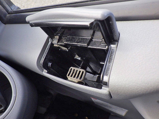 日野デュトロ平ボディ小型（2t・3t）[写真29]