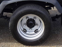 日野デュトロ平ボディ小型（2t・3t）[写真09]