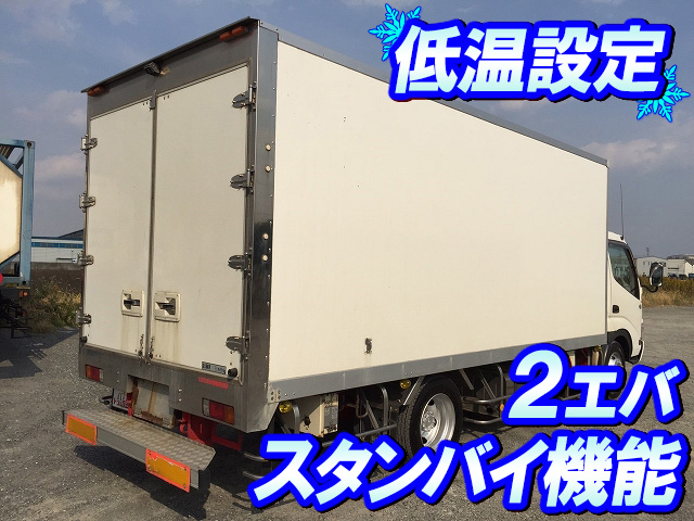 日野デュトロ冷凍車（冷蔵車）小型（2t・3t）[写真02]