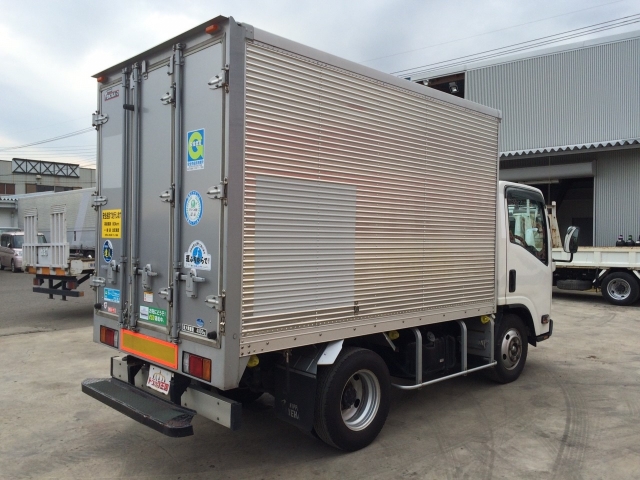 いすゞエルフアルミバン小型（2t・3t）[写真02]