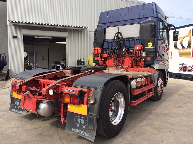 三菱ふそうスーパーグレートトレーラーヘッド（トラクターヘッド）大型（10t）[写真02]