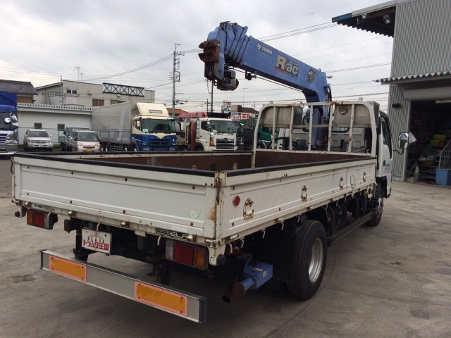 いすゞエルフクレーン6段小型（2t・3t）[写真02]