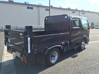 日野デュトロダブルキャブ（Wキャブ）小型（2t・3t）[写真02]