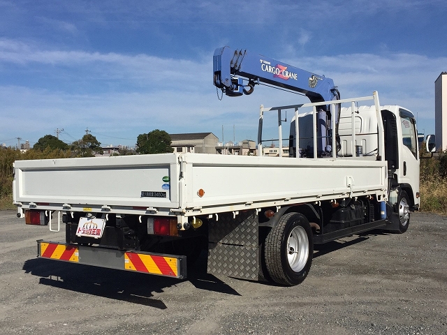 いすゞエルフクレーン4段小型（2t・3t）[写真02]