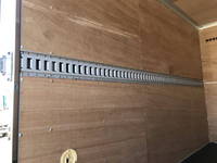 いすゞエルフアルミバン小型（2t・3t）[写真11]