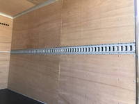 いすゞエルフアルミバン小型（2t・3t）[写真12]