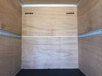 いすゞエルフアルミバン小型（2t・3t）[写真15]