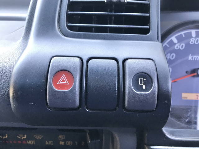 いすゞエルフアルミバン小型（2t・3t）[写真36]