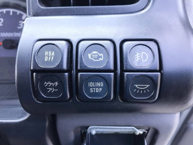 いすゞエルフアルミバン小型（2t・3t）[写真37]