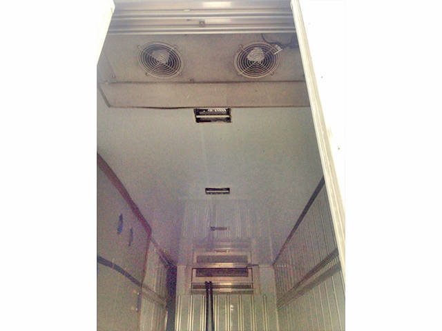 UDトラックスコンドル冷凍車（冷蔵車）中型（4t）[写真10]