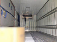 UDトラックスコンドル冷凍車（冷蔵車）中型（4t）[写真08]