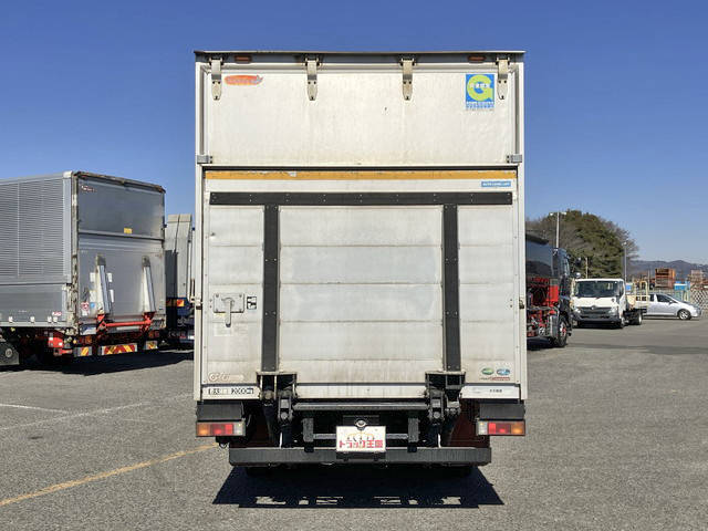 三菱ふそうキャンターアルミバン小型（2t・3t）[写真10]