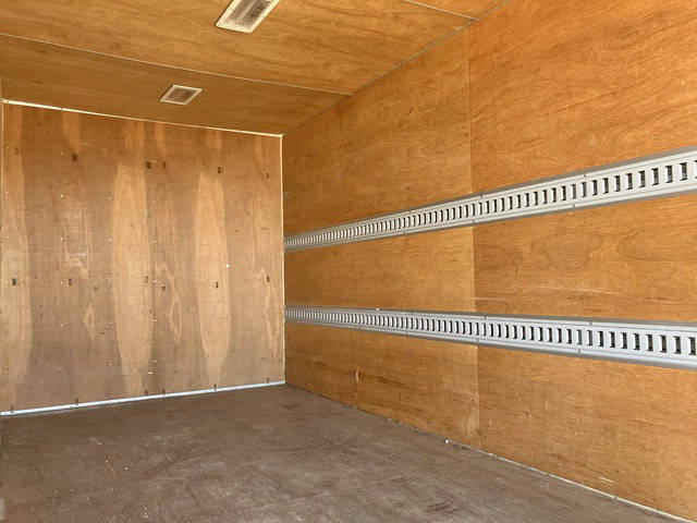 三菱ふそうキャンターアルミバン小型（2t・3t）[写真15]