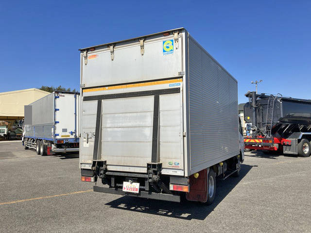 三菱ふそうキャンターアルミバン小型（2t・3t）[写真02]