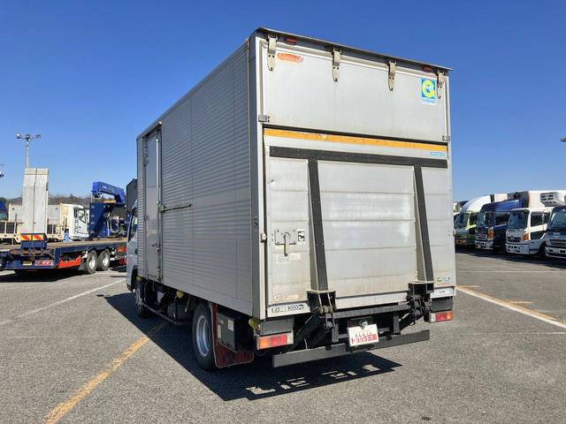三菱ふそうキャンターアルミバン小型（2t・3t）[写真04]