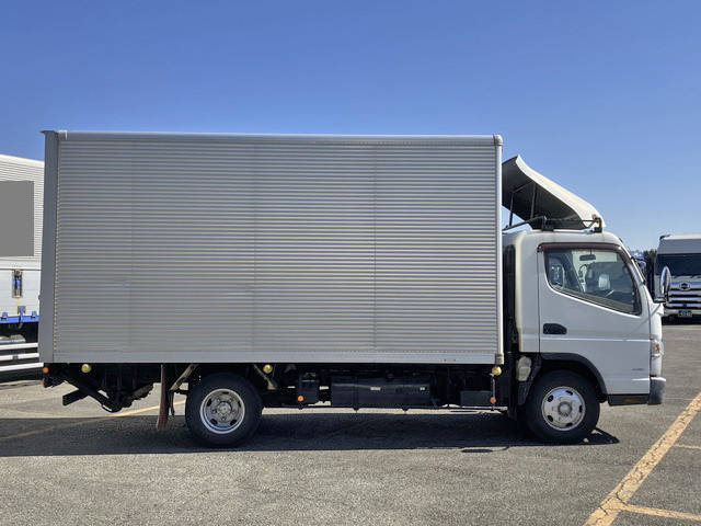 三菱ふそうキャンターアルミバン小型（2t・3t）[写真07]