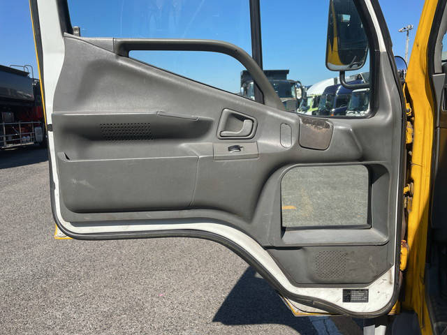 三菱ふそうファイターミニヨン汚泥吸引車中型（4t）[写真27]