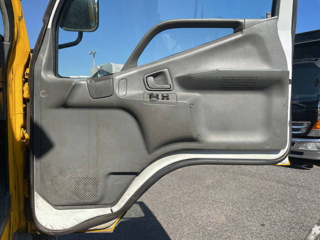 三菱ふそうファイターミニヨン汚泥吸引車中型（4t）[写真28]