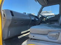 三菱ふそうファイターミニヨン汚泥吸引車中型（4t）[写真32]