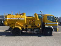 三菱ふそうファイターミニヨン汚泥吸引車中型（4t）[写真06]