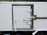 いすゞエルフ冷凍車（冷蔵車）小型（2t・3t）[写真21]
