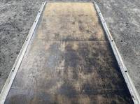 三菱ふそうキャンター平ボディ小型（2t・3t）[写真10]