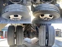 三菱ふそうキャンター平ボディ小型（2t・3t）[写真23]