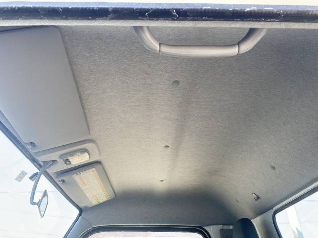 三菱ふそうキャンター平ボディ小型（2t・3t）[写真29]