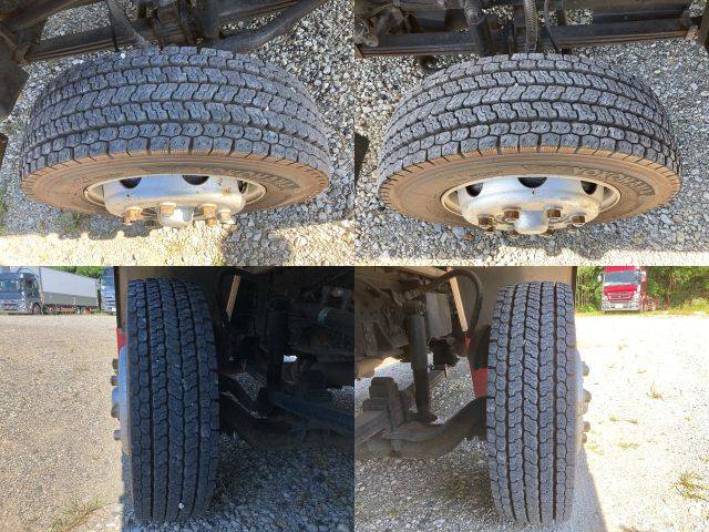 いすゞギガアルミウイング大型（10t）[写真18]