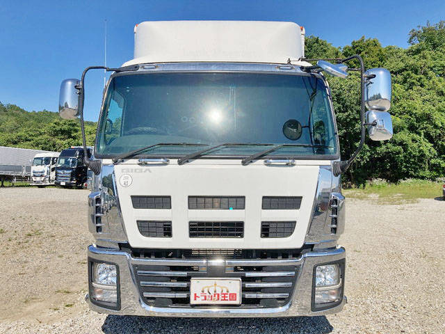 いすゞギガアルミウイング大型（10t）[写真08]