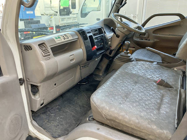 トヨタダイナ高所作業車小型（2t・3t）[写真31]