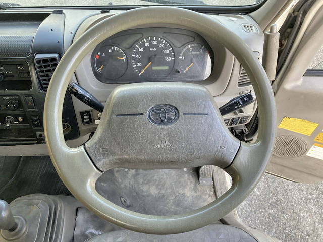 トヨタダイナ高所作業車小型（2t・3t）[写真37]