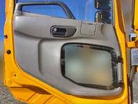 UDトラックスクオンセルフローダー大型（10t）[写真18]