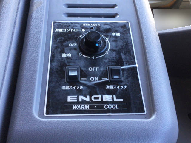 UDトラックスクオンセルフローダー大型（10t）[写真29]