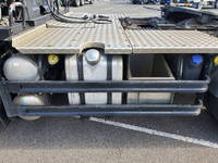 いすゞギガトレーラーヘッド（トラクターヘッド）大型（10t）[写真17]