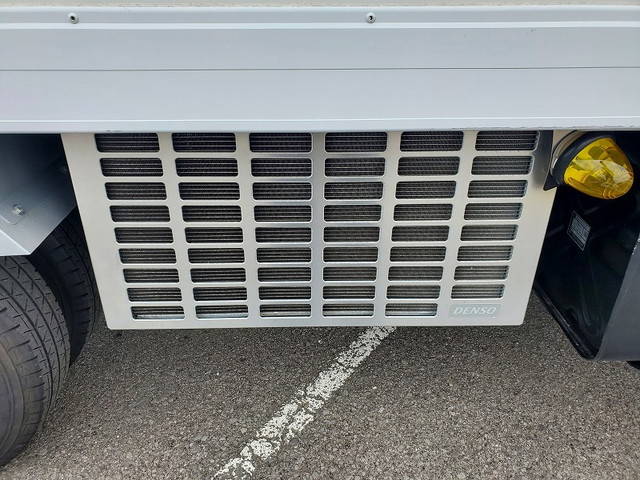 マツダタイタン冷凍車（冷蔵車）小型（2t・3t）[写真14]